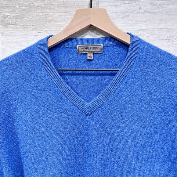 Daniel Bishop 100% 2 Ply Cashmere Sweater Blue V Neck Mens Large FLAW - Picture 2 of 6